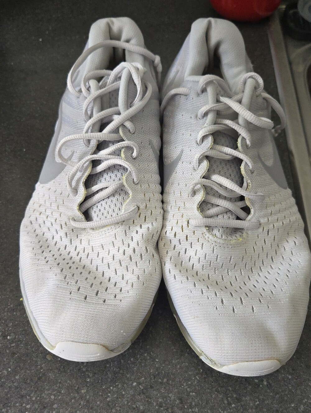 EUC! Men's Size 10 - Nike Air Max 2017 Pure Platinum Sneakers
